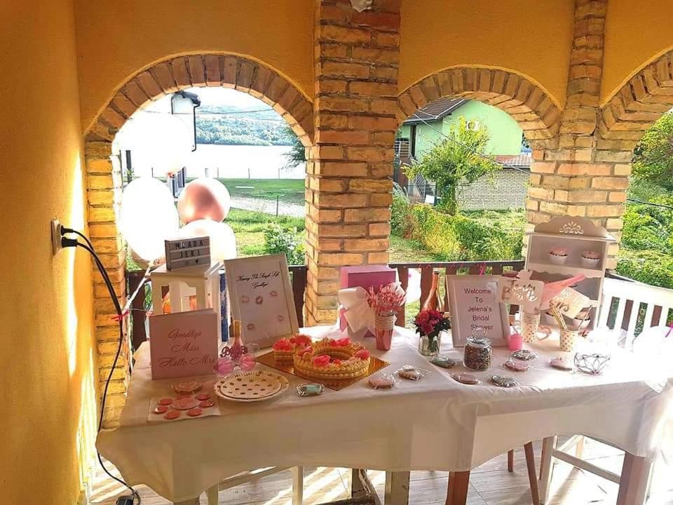 Danube Fairy Villa Futog Luaran gambar