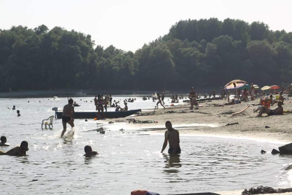 Danube Fairy Villa Futog Luaran gambar