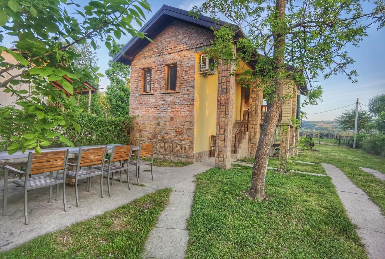 Danube Fairy Villa Futog Luaran gambar