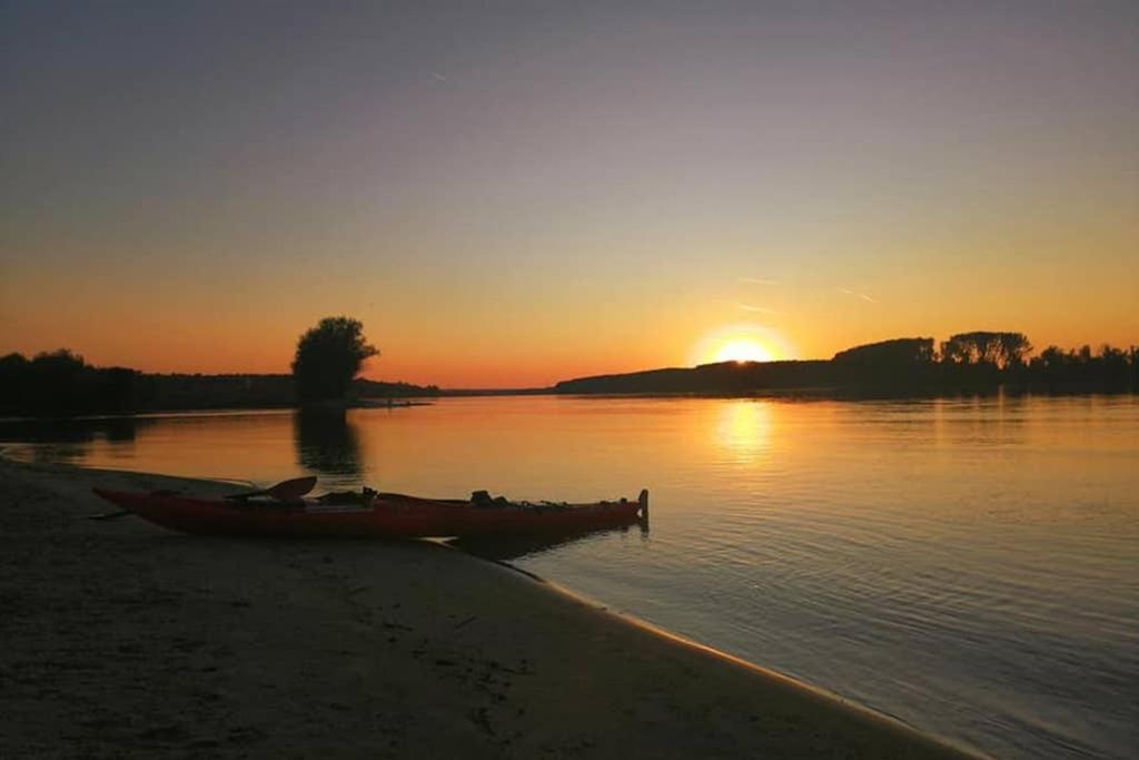 Danube Fairy Villa Futog Luaran gambar